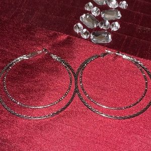 6/$20 Silver Tone Earring